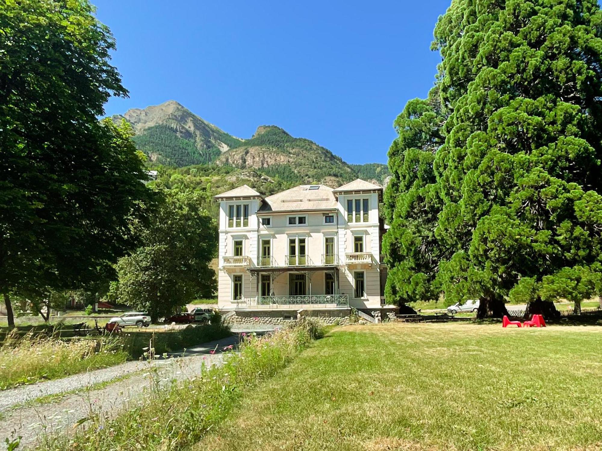 Suite Dans Villa Mexicaine Jausiers Exteriör bild